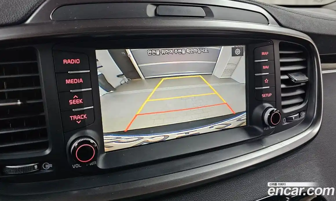 Kia Sorento 2019 2.0 автомат (гидро), фото 20