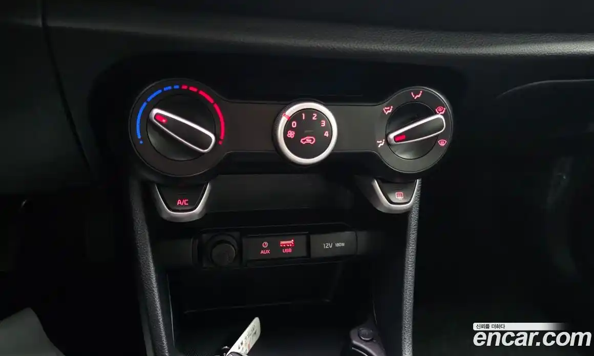 Kia Morning 2017 1.0 автомат (гидро), фото 21
