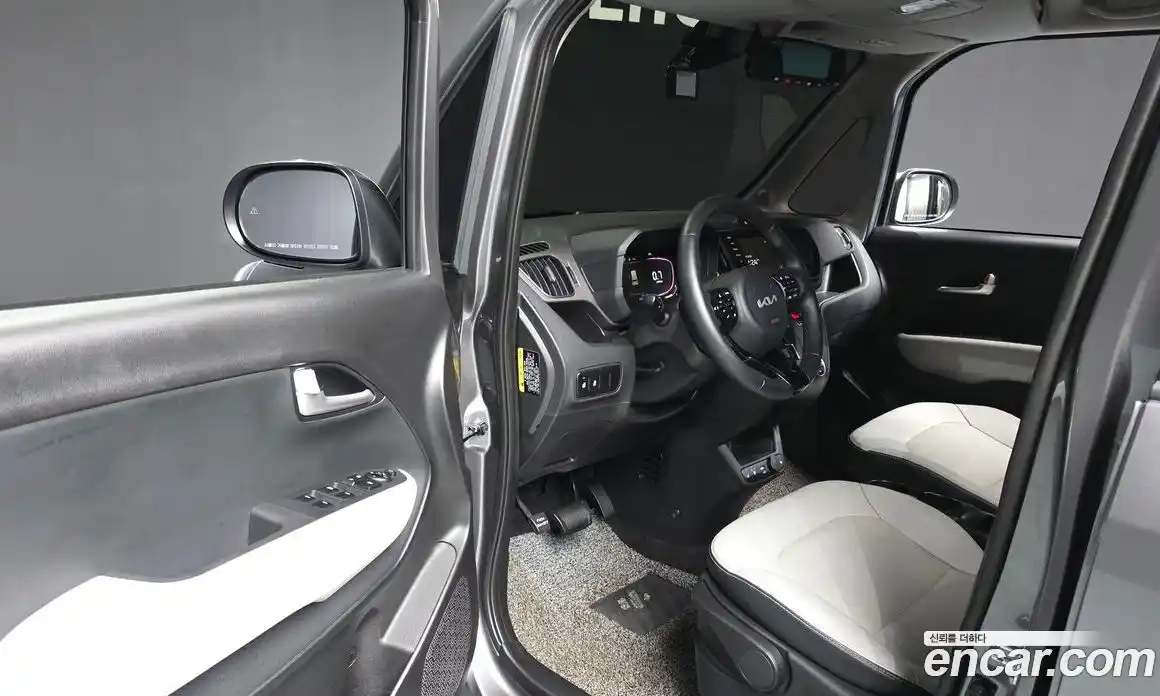 Kia Ray 2022 1.0 автомат (гидро), фото 13