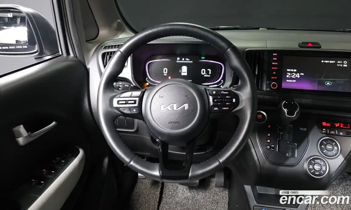 Kia Ray 2022 1.0 автомат (гидро), фото 19