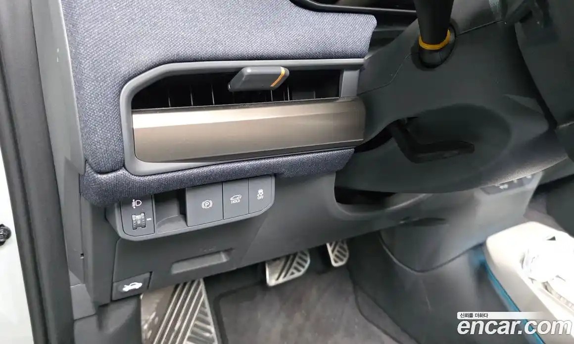 Kia EV3 2024 0.2 автомат (гидро), фото 30
