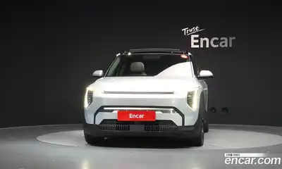 Kia EV3 2024 0.2 автомат (гидро), миниатюра 3