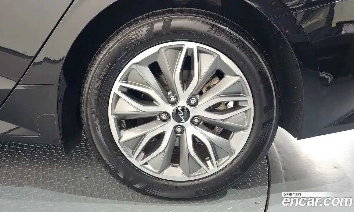 Kia K5 (Optima) 2022 2.0 автомат (гидро), фото 7