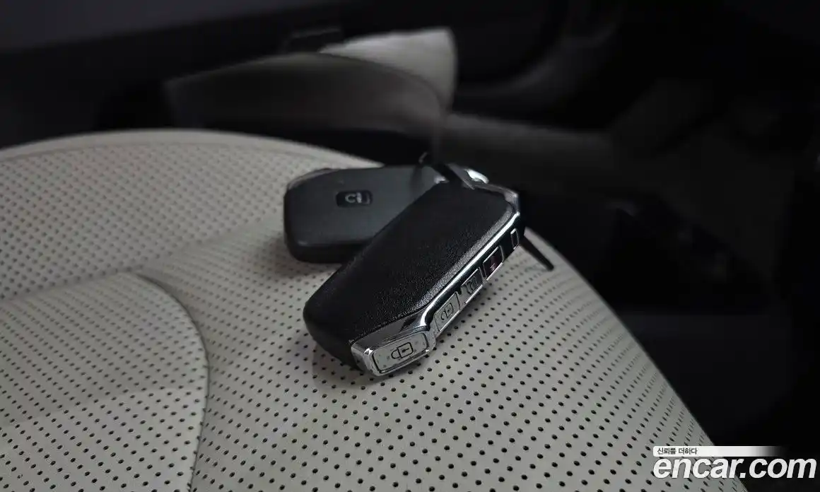 Kia EV6 2022 0.1 автомат (гидро), фото 23