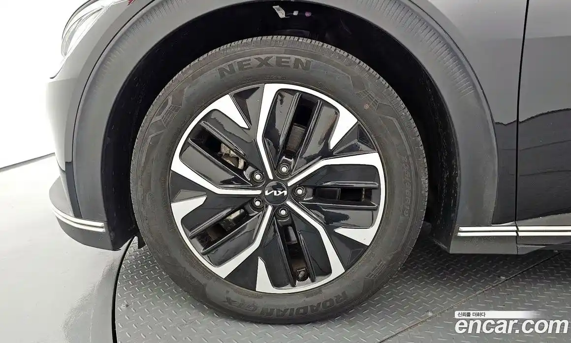 Kia EV6 2022 0.1 автомат (гидро), фото 5