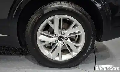 Genesis GV70 2025 2.5 автомат (гидро), миниатюра 7