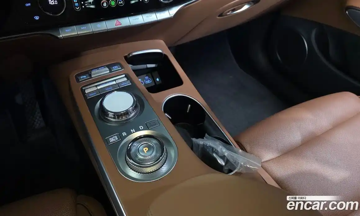 Genesis GV70 2021 2.5 автомат (гидро), фото 12