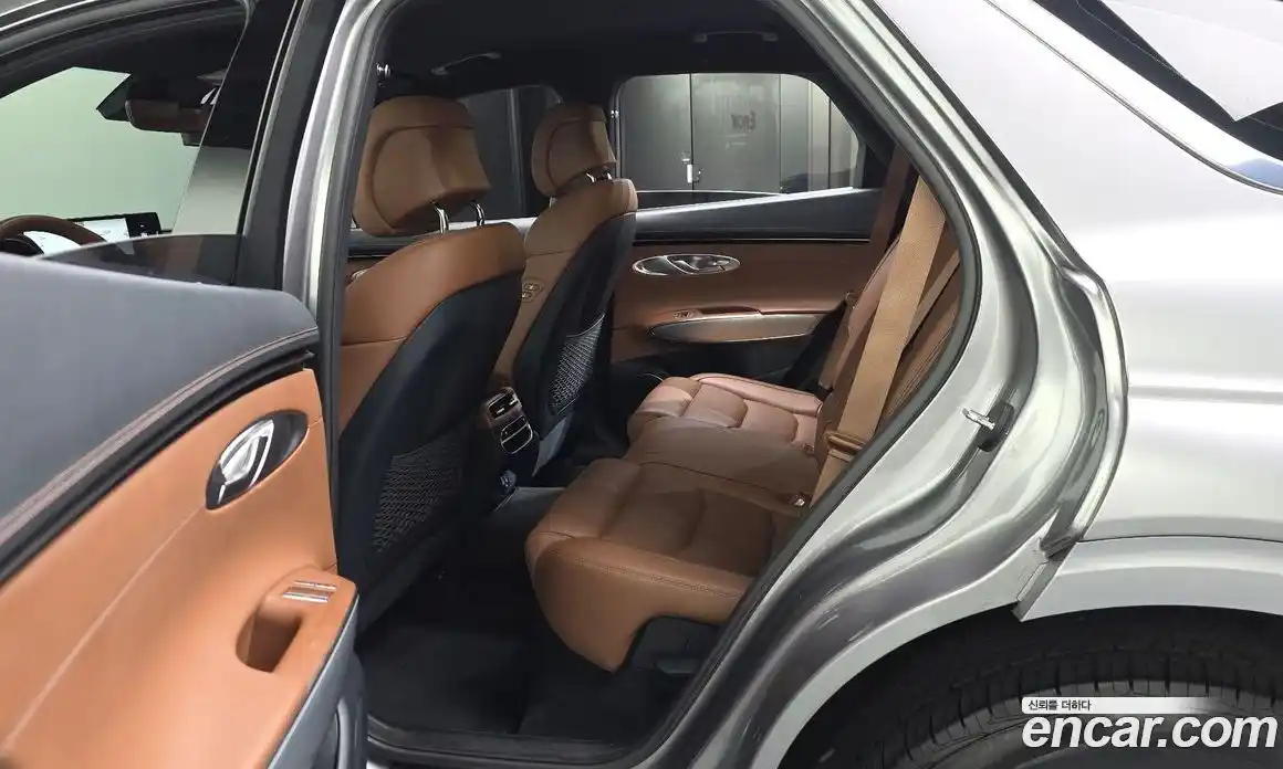 Genesis GV70 2021 2.5 автомат (гидро), фото 16