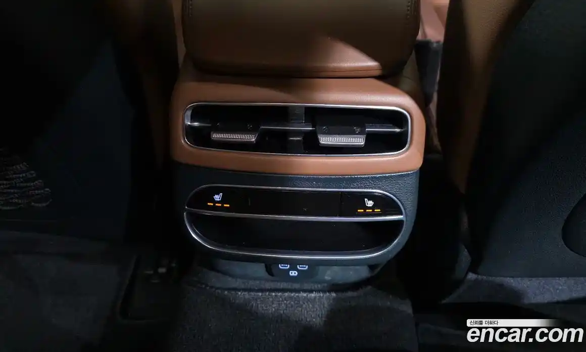Genesis GV70 2021 2.5 автомат (гидро), фото 25