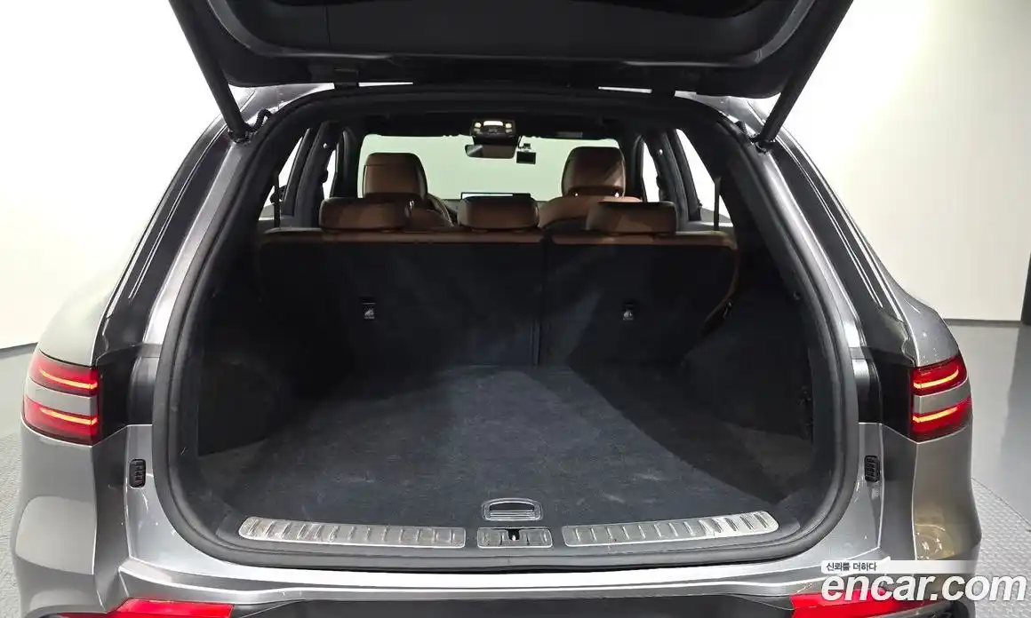 Genesis GV70 2021 2.5 автомат (гидро), фото 26