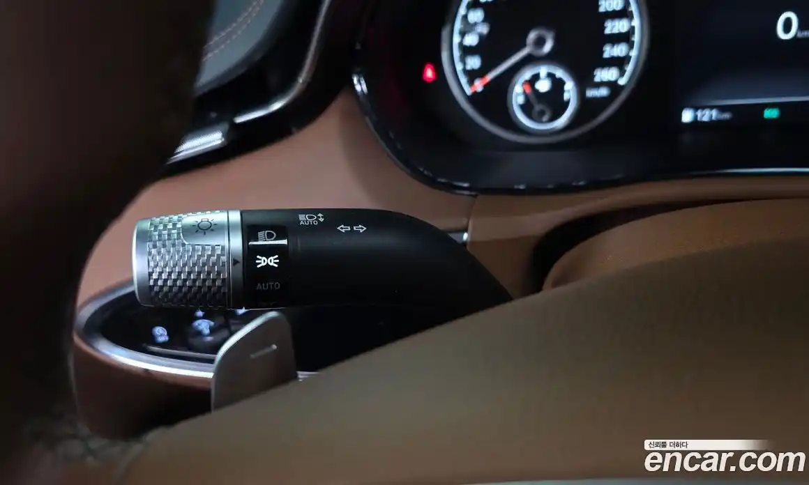 Genesis GV70 2021 2.5 автомат (гидро), фото 27
