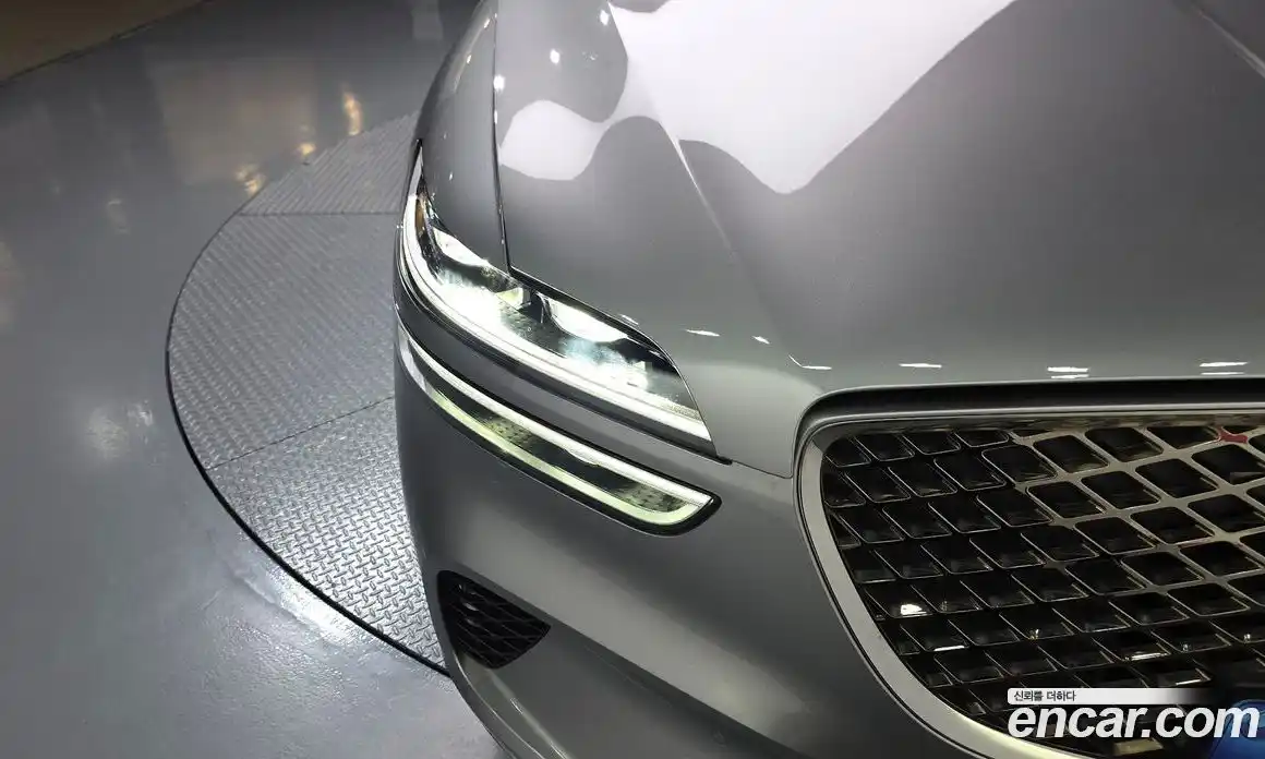 Genesis GV70 2021 2.5 автомат (гидро), фото 8