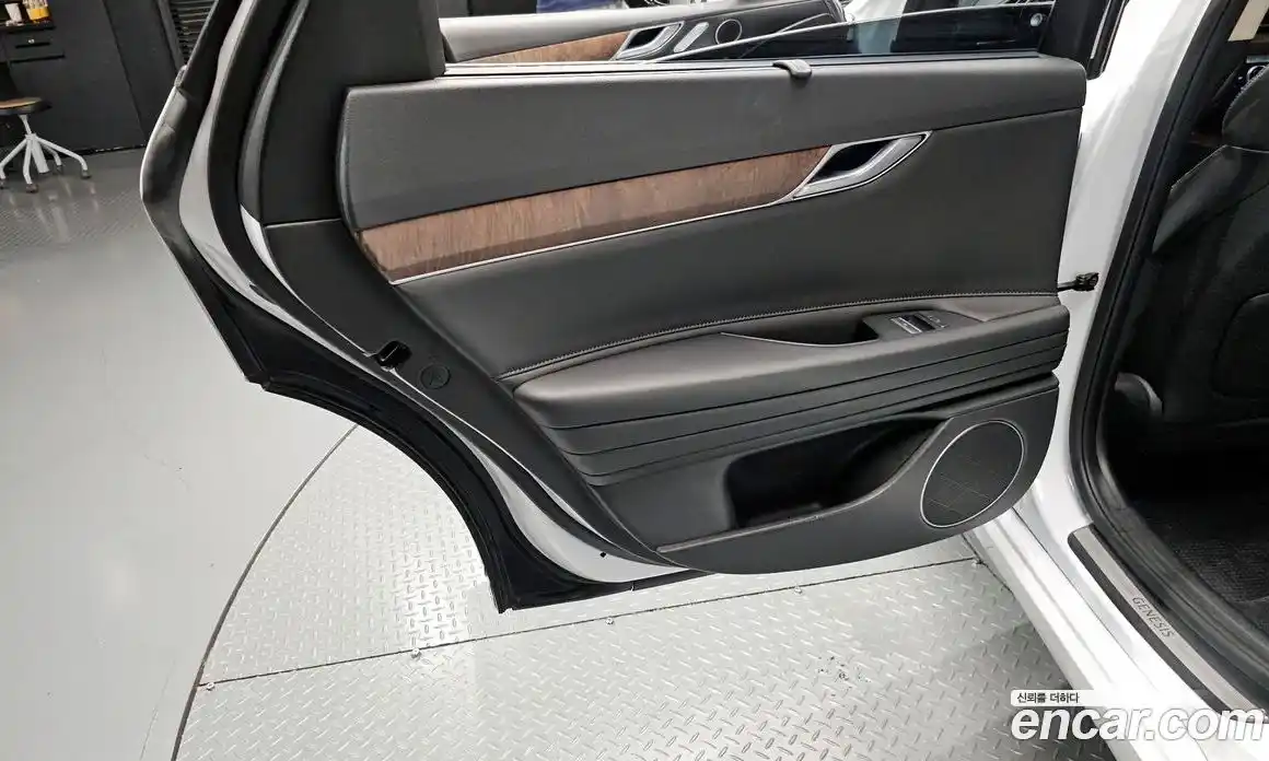 Genesis G80 2023 2.5 автомат (гидро), фото 15