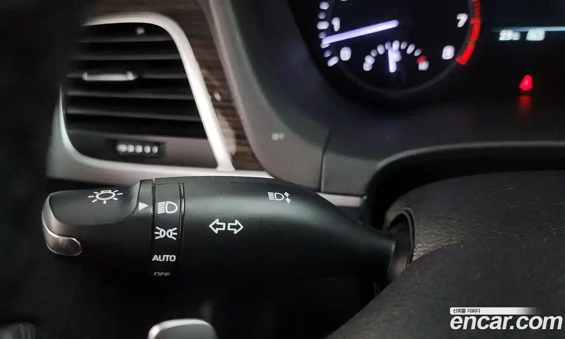 Genesis G80 2018 3.3 автомат (гидро), фото 37 Genesis G80 2018 3.3 автомат (гидро), фото 37