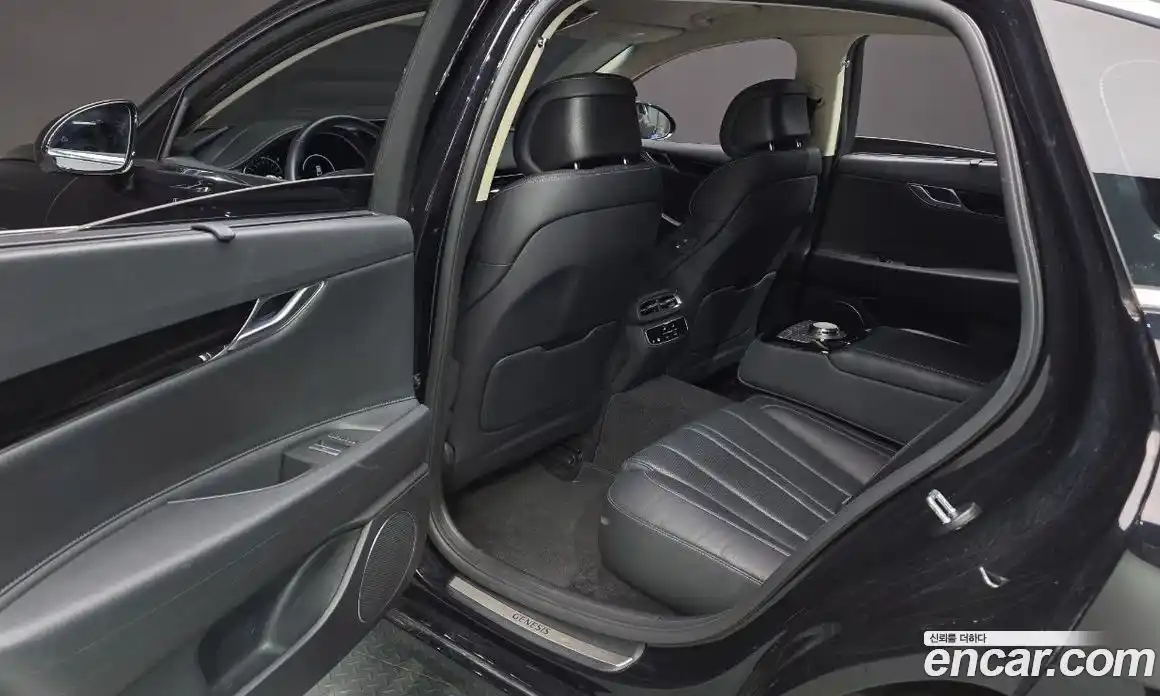 Genesis G80 2023 2.5 автомат (гидро), фото 17