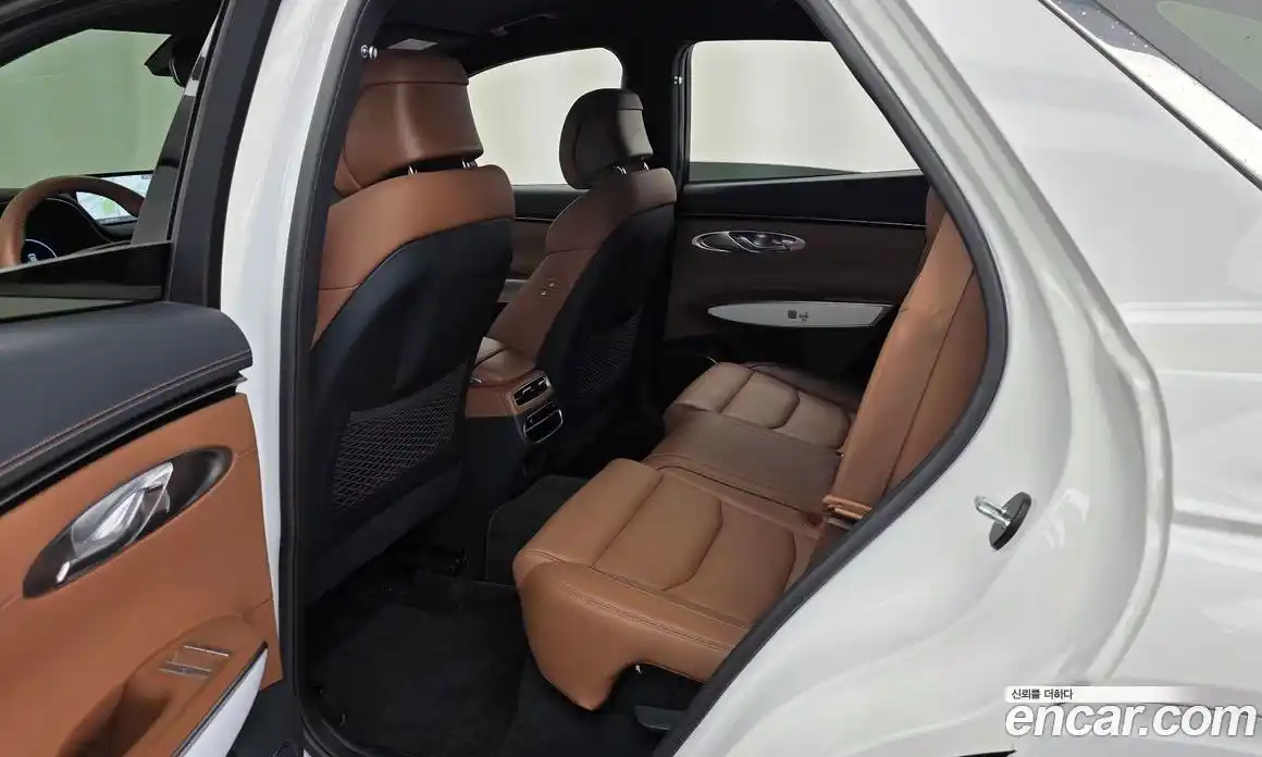 Genesis GV70 2021 2.5 автомат (гидро), фото 16