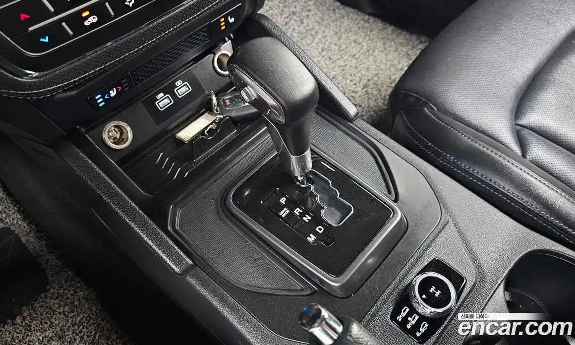SsangYong Rexton 2023 2.2 автомат (гидро), фото 12