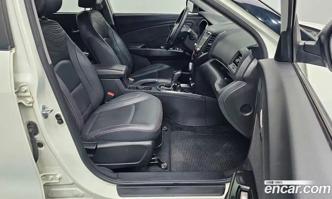 SsangYong TIBOLI 2016 1.6 автомат (гидро), фото 16