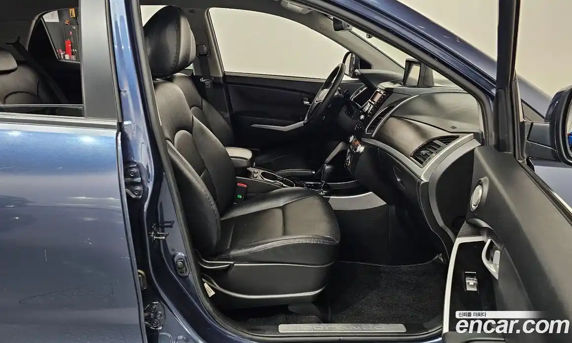 SsangYong Korando 2014 2.0 автомат (гидро), фото 16