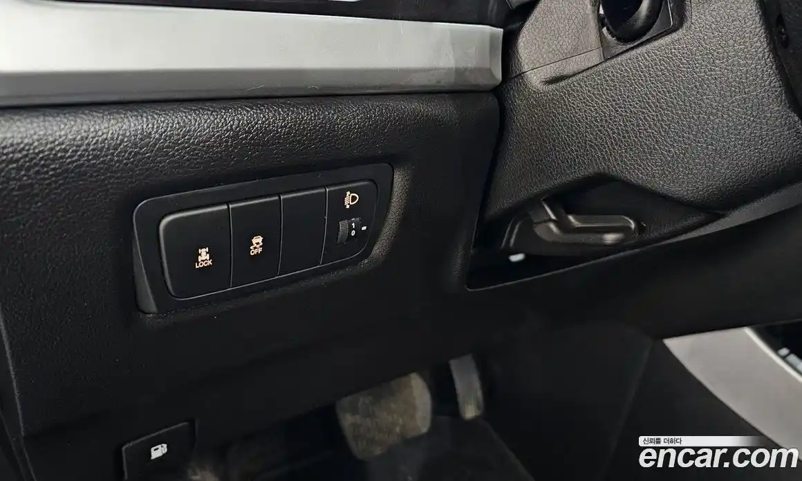 SsangYong Korando 2014 2.0 автомат (гидро), фото 28