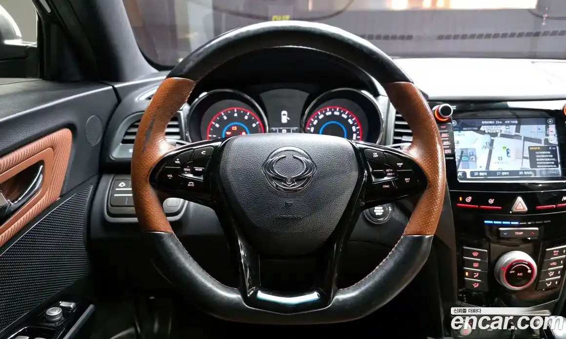 SsangYong TIBOLI 2018 1.6 автомат (гидро), фото 13