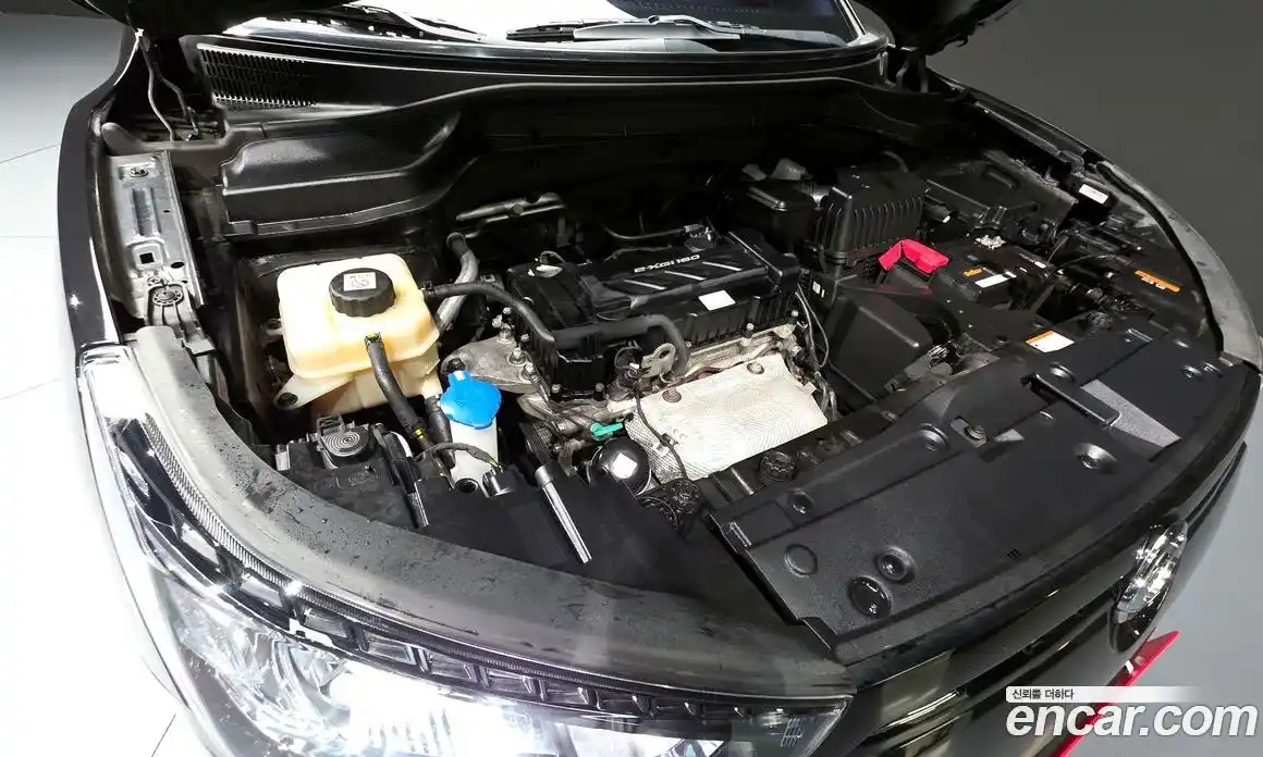 SsangYong TIBOLI 2018 1.6 автомат (гидро), фото 6
