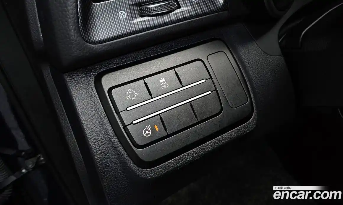 SsangYong TIBOLI 2017 1.6 автомат (гидро), фото 19