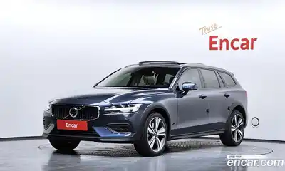 Volvo V60, 2019, 44 901 км
