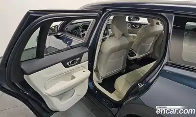 Volvo V60 2019 2.0 автомат (гидро), миниатюра 12