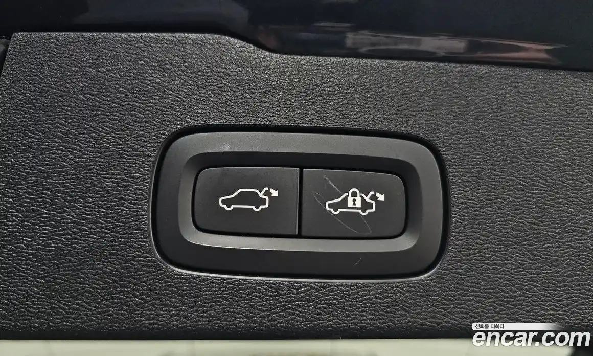 Volvo V60 2019 2.0 автомат (гидро), фото 17