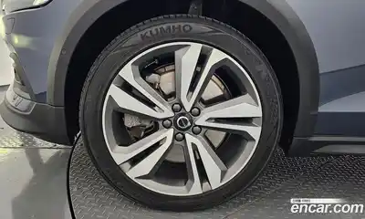 Volvo V60 2019 2.0 автомат (гидро), миниатюра 5