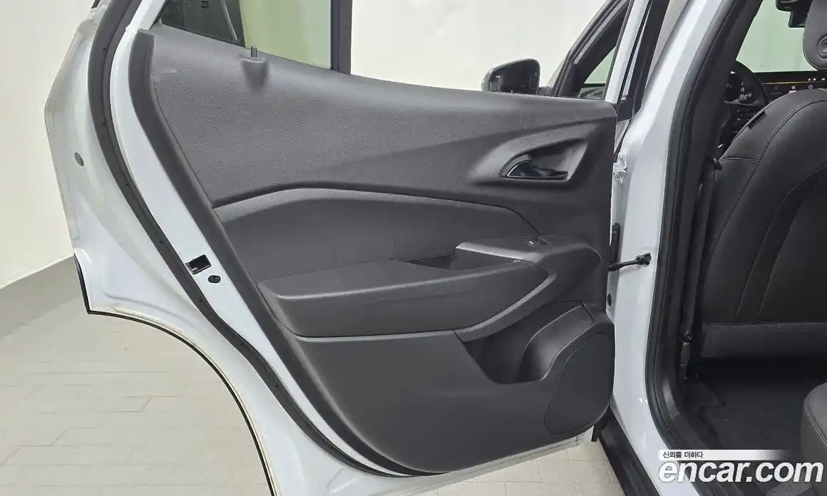 Chevrolet Trax 2024 1.2 автомат (гидро), фото 15