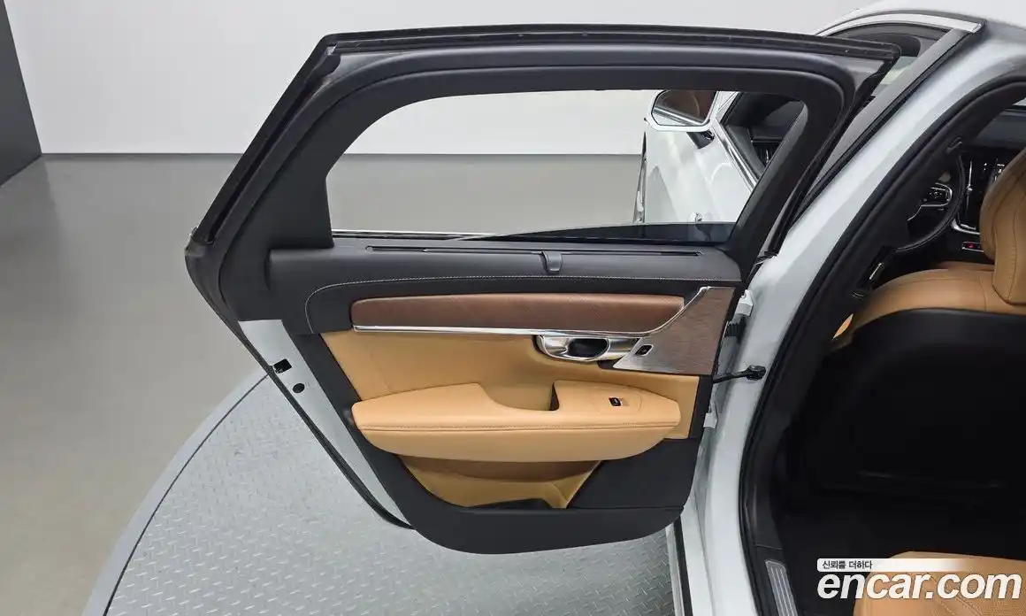 Volvo S90 2018 2.0 автомат (гидро), фото 15