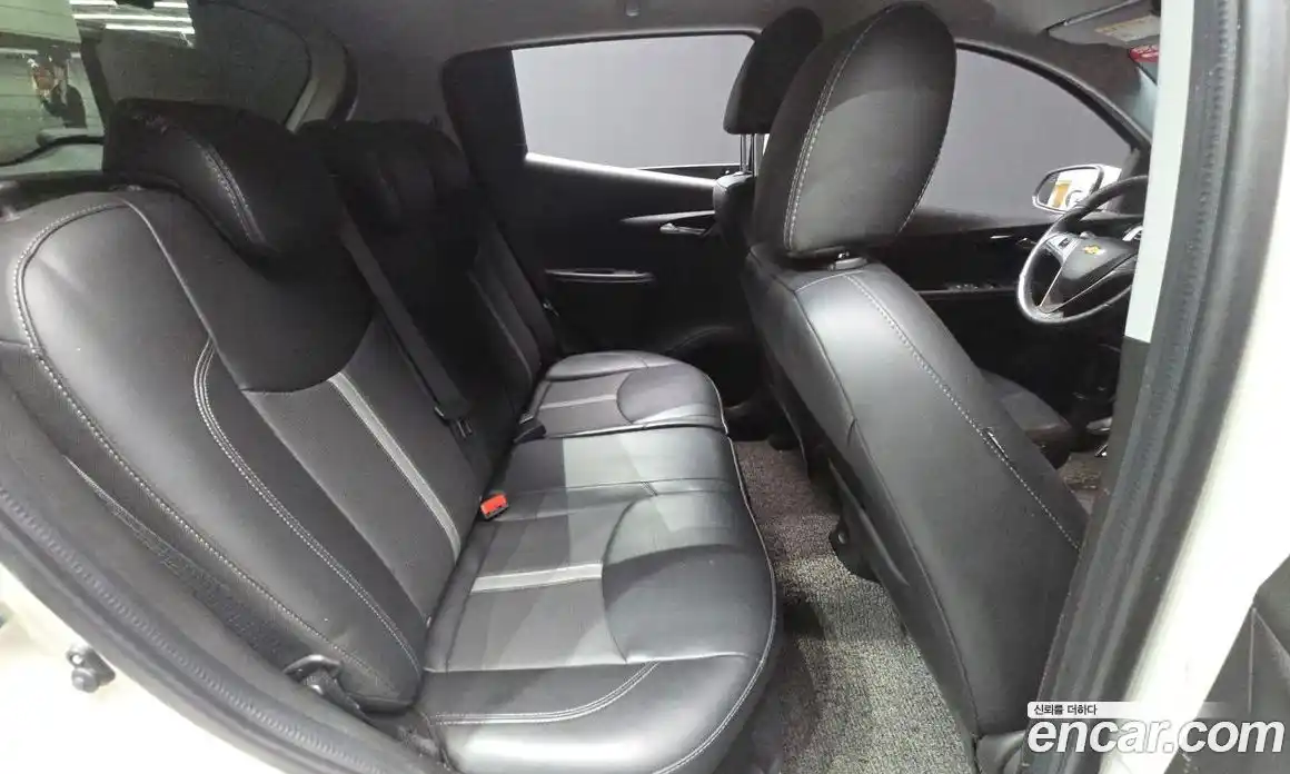 Chevrolet Spark 2019 1.0 автомат (гидро), фото 12