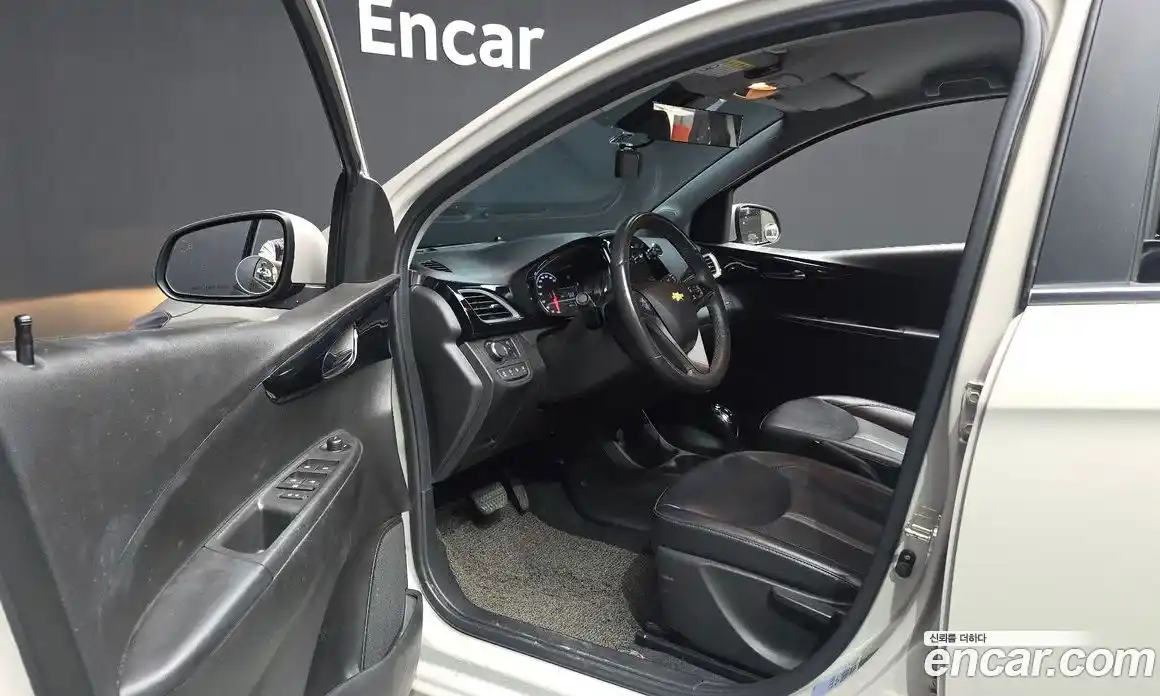 Chevrolet Spark 2019 1.0 автомат (гидро), фото 10