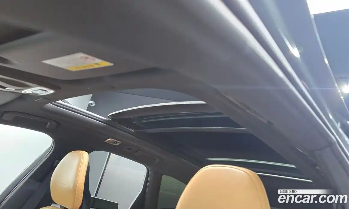 Volvo XC60 2018 2.0 автомат (гидро), фото 19