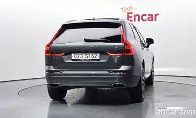 Volvo XC60 2018 2.0 автомат (гидро), миниатюра 4