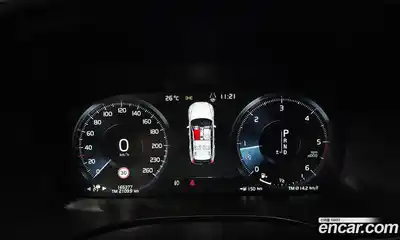 Volvo XC60 2018 2.0 автомат (гидро), миниатюра 8