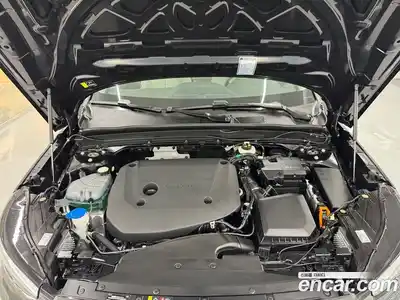 Volvo XC40 2025 2.0 автомат (гидро), миниатюра 6
