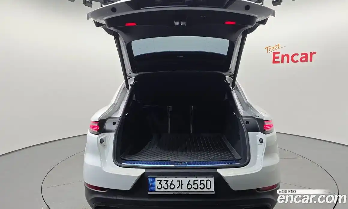 Porsche Cayenne 2023 3.0 автомат (гидро), фото 24