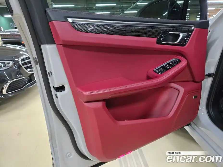 Porsche Macan 2022 2.9 автомат (гидро), фото 14