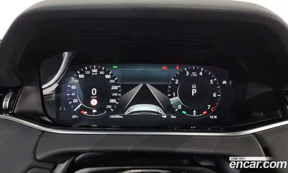 Land Rover Range Rover Evoque 2022 2.0 автомат (гидро), фото 11