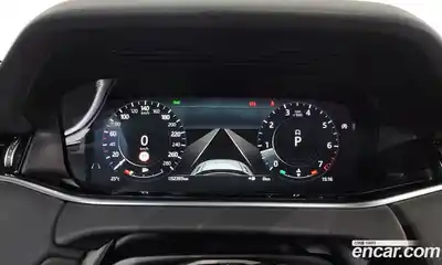 Land Rover Range Rover Evoque 2022 2.0 автомат (гидро), миниатюра 11