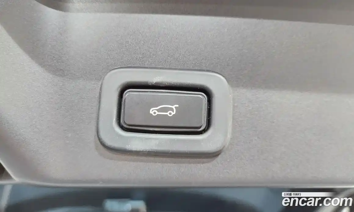 Land Rover Range Rover Evoque 2022 2.0 автомат (гидро), фото 25