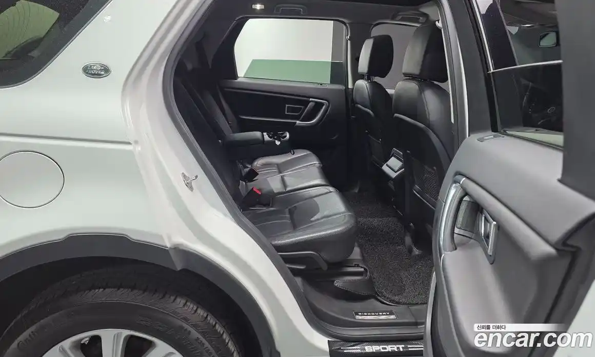 Land Rover Discovery Sport 2016 2.0 автомат (гидро), фото 12