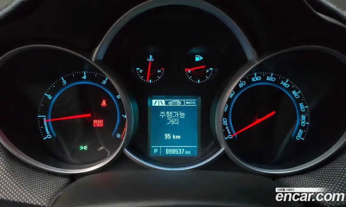 Chevrolet Cruze 2014 1.8 автомат (гидро), фото 8