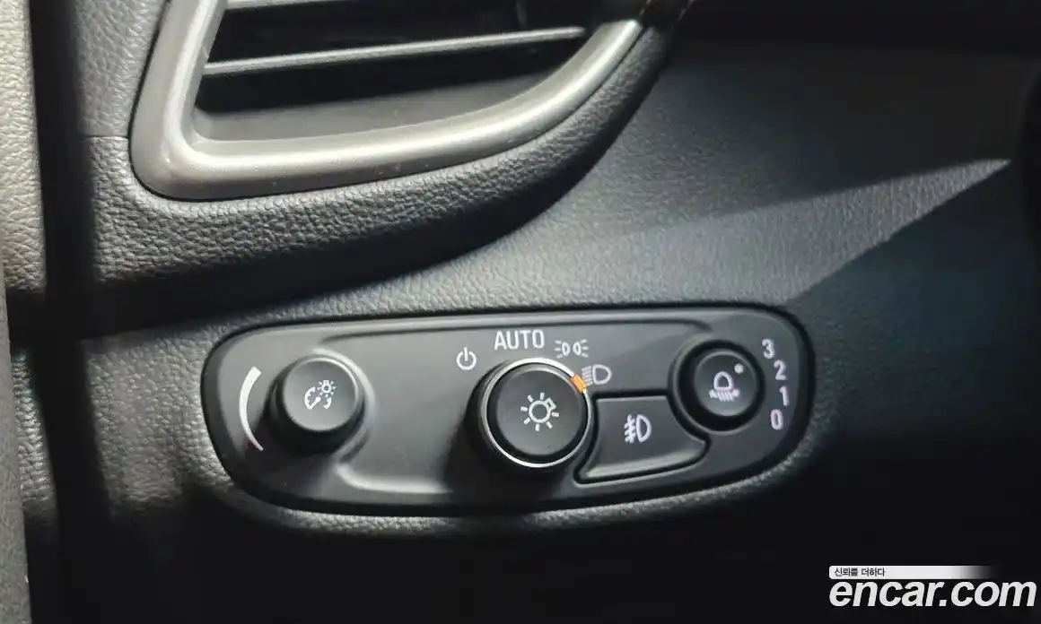 Chevrolet Trax 2018 1.6 автомат (гидро), фото 26