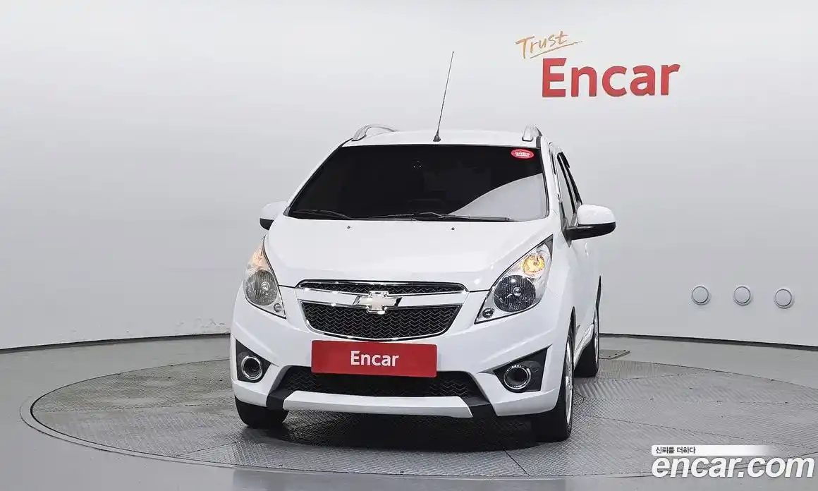Chevrolet Spark 2012 1.0 автомат (гидро), фото 3