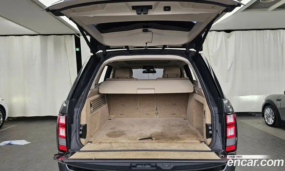 Land Rover Range Rover 2016 4.4 автомат (гидро), фото 20