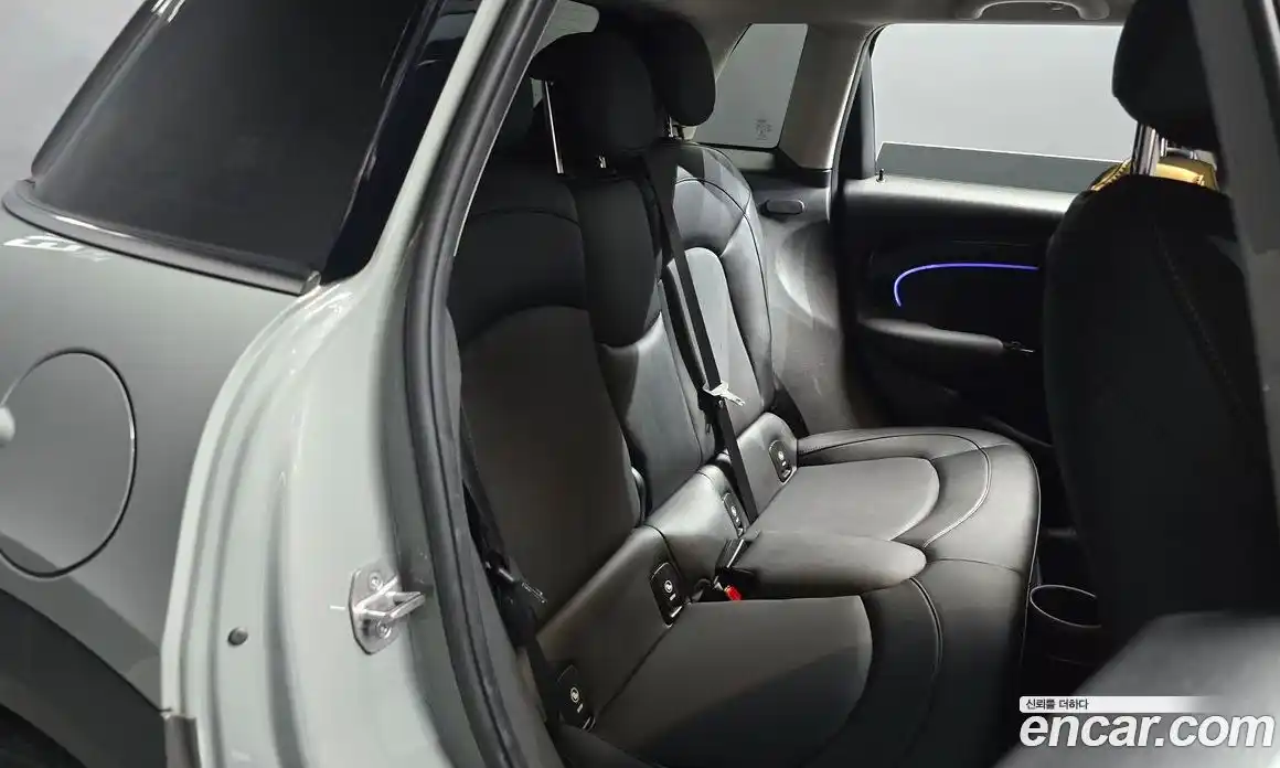 Mini Cooper 2022 1.5 автомат (гидро), фото 12